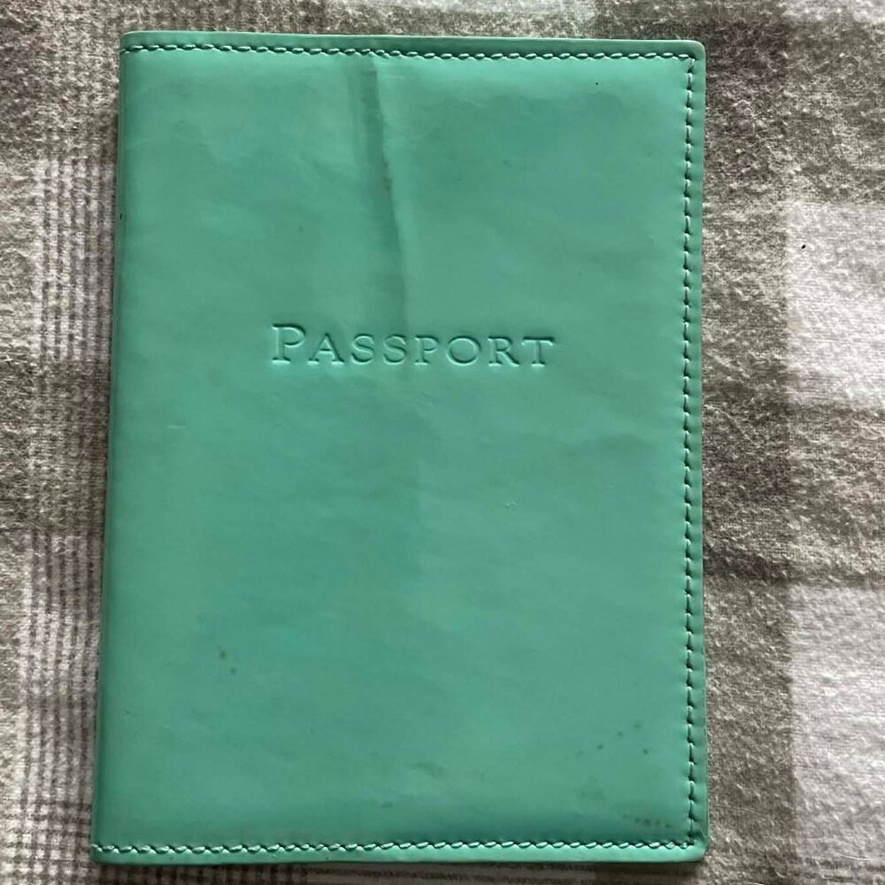 Tiffany & Co. Patent Leather Passport Holder – With Box, Ribbon – AS IS